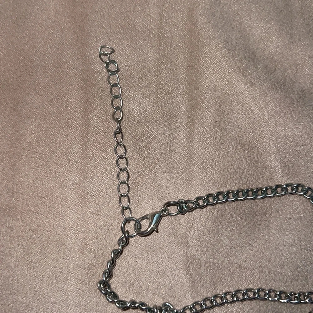 long necklace